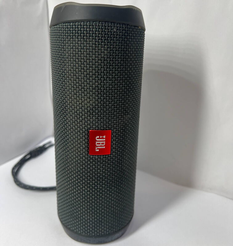 Портативна колонка JBL Flip Essential 2 Black (JBLFLIPES2) - Б/В