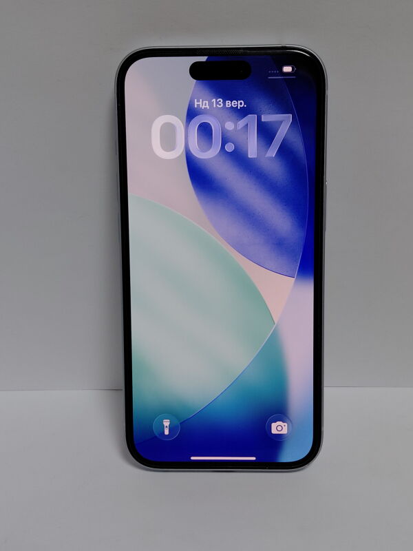 Apple iPhone 15 128GB - Б/В