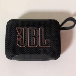 Портативна колонка JBL Go 5 4.8 W Black (JBLGO5BLK) - Б/В від виробника JBL