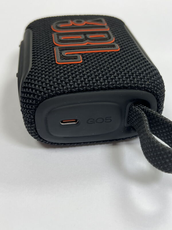 Портативна колонка JBL Go 5 4.8 W Black (JBLGO5BLK) - Б/В - Фото №4