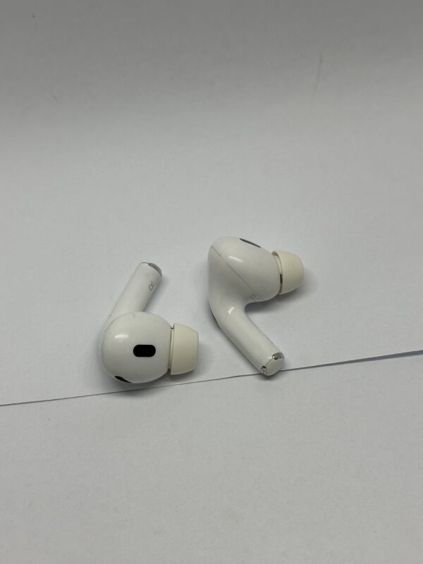 Навушники Apple AirPods Pro 2 (A2698, A2699, A2700) - Б/В - Фото №2