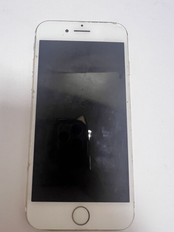 Apple IPhone 7 128Gb - Б/В