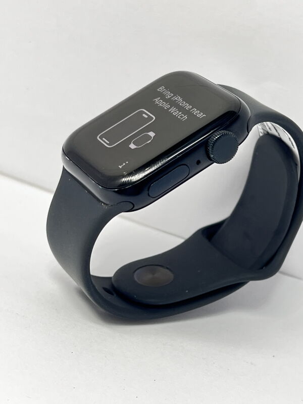 Смарт-годинник Apple Watch SE 2 GPS 40mm - Б/В