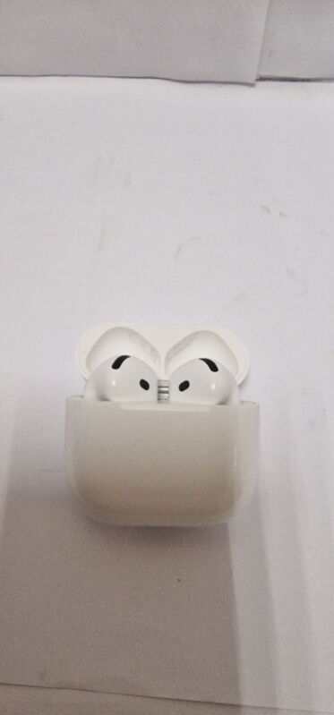 Навушники Apple AirPods 4 (A3055, A3056, A3059) - Б/В