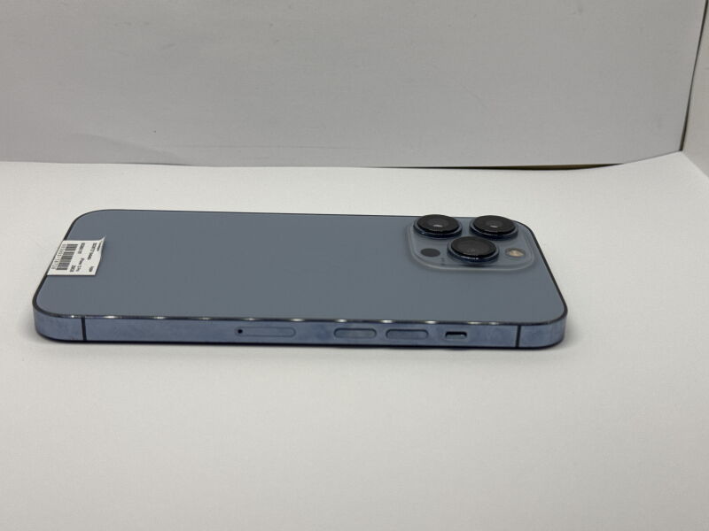 Apple iPhone 13 Pro 256GB Sierra Blue, MLVE3 - Б/В - Фото №6