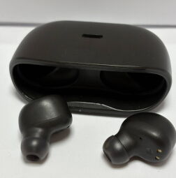 Навушники JBL Wave Buds Black (JBLWBUDSBLK) - Б/В від виробника JBL