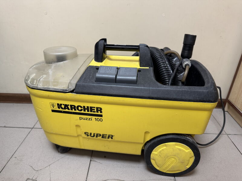 Професійний миючий пилосос Karcher Puzzi 10/1 - Б/В - Фото №2