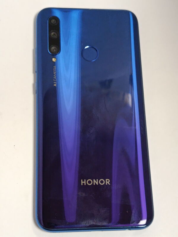 Honor HRY-AL00Ta 6/128GB - Б/В