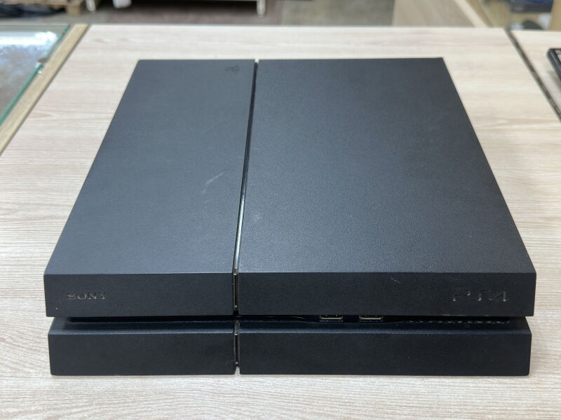 Ігрова приставка (Стаціонарна) Sony PlayStation 4 (FAT) 1TB - Б/В