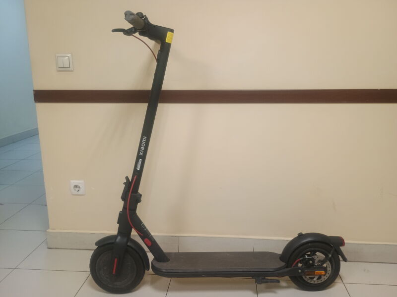 Електросамокат Xiaomi Mi Electric Scooter 4, BHR7113GL - Б/В