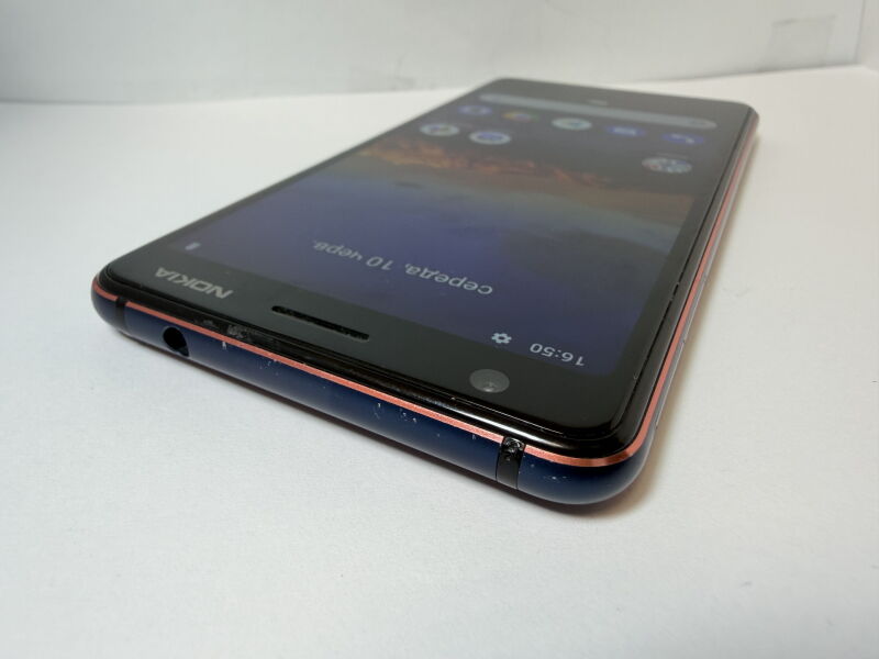 Nokia TA-1063 (Nokia 3.1) 2/16 GB - Б/В - Фото №2