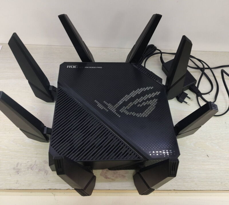 Маршрутизатор AsusROG Rapture GT-AX11000 Pro