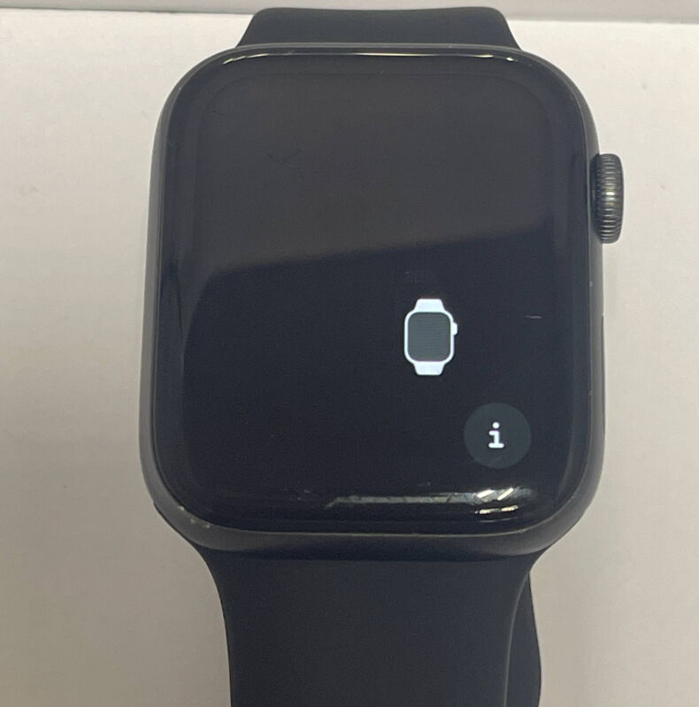 Смарт-гаджет Apple Watch Series 6 44mm Space Gray Aluminum Case - Б/В