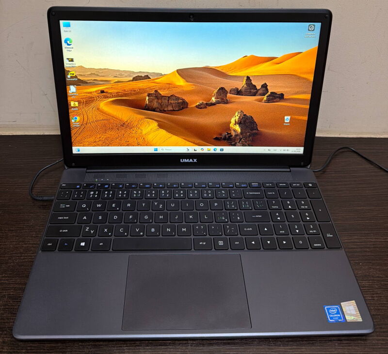 Ноутбук UMAX VisionBook N15R (UMM230151) - Б/В