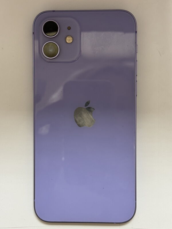 Apple IPhone 12 128GB - Б/В