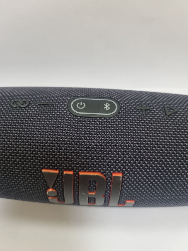 Портативна колонка JBL Charge 5 40W Black (JBLCHARGE5BLK) - Б/В - Фото №2