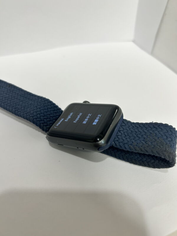 Смарт-годинник Apple Watch Series 3 42mm Aluminum Case - Б/В - Фото №3