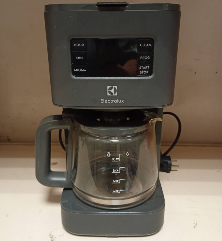 Крапельна кавоварка Electrolux Е5CM1-6AN - Б/В