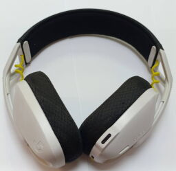 Навушники Logitech G435 LIGHTSPEED Wireless Gaming Headset White/Black - Б/В Навушники Logitech G435 LIGHTSPEED Wireless Gaming Headset White/Black - Б/В від виробника Logitech
