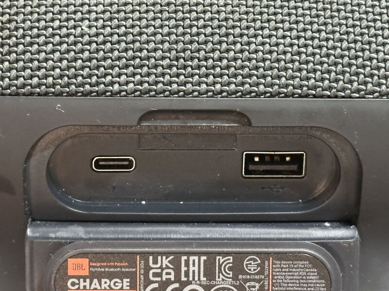 Акустична система JBL Charge Essential 2 (JBLCHARGEES2) - Б/В - Фото №4