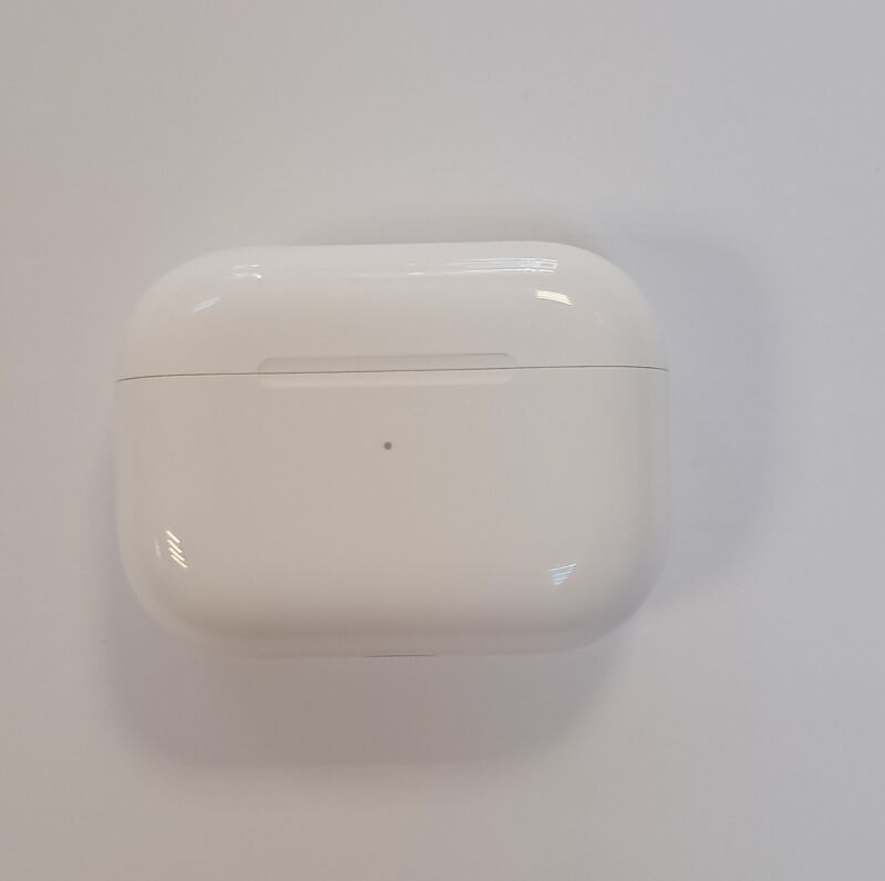 Навушники Apple AirPods Pro 2nd gen (A2968,A3047,A3048) - Б/В