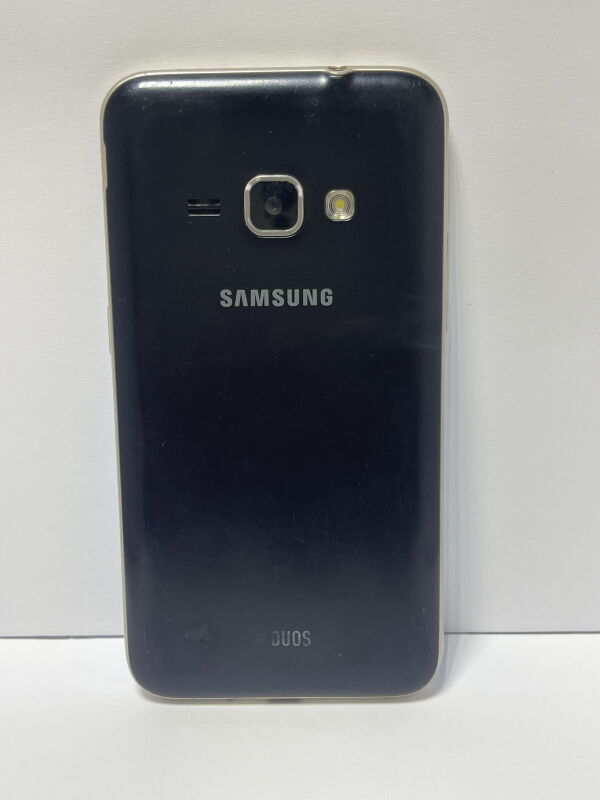 Samsung Galaxy J1 (2016) 8гб - Б/В