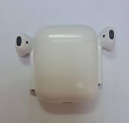 Навушники TWS Apple AirPods 2nd generation with Charging Case (MV7N2) - Б/В від виробника Apple