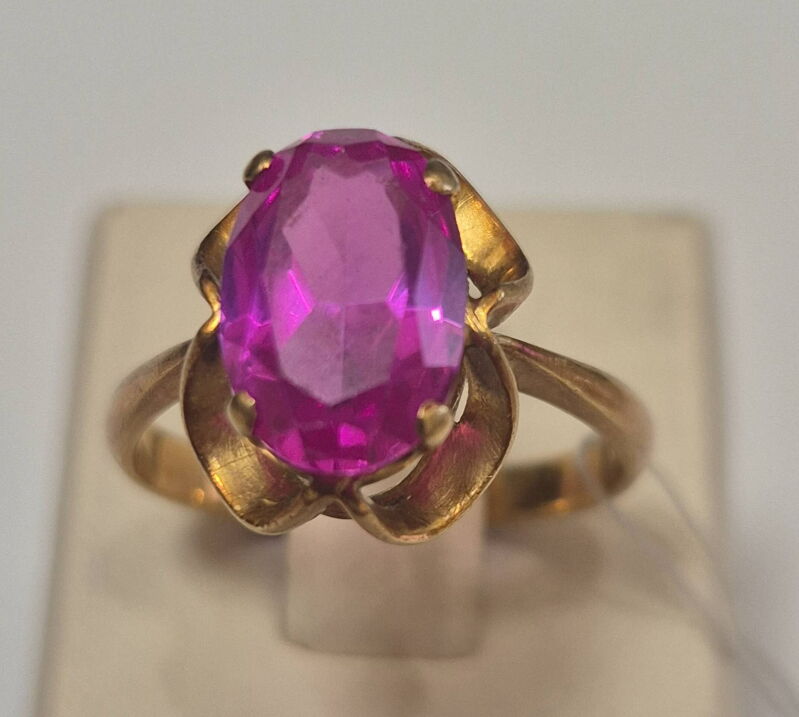 Каблучка з червоного золота з рубіном (00106253) - Б/В