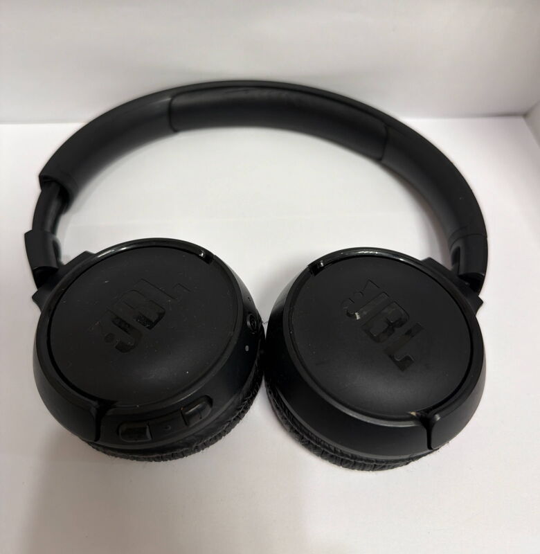 Навушники JBL TUNE 510 BT Black (JBLT510BTBLKEU) - Б/В