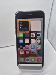 Apple IPhone 7 32Gb - Б/В від виробника Apple
