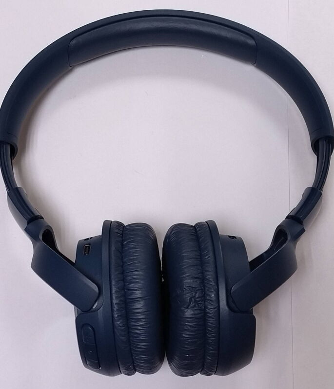 Навушники JBL Tune 520BT Black (JBLT520BTBLKEU) - Б/В - Фото №1 Навушники JBL Tune 520BT Black (JBLT520BTBLKEU) - Б/В