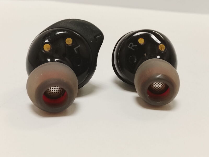 Навушники TWS Samsung Galaxy Buds+ Black (SM-R175NZKA) - Б/В - Фото №2