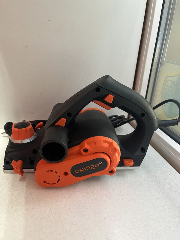 Електрорубанок Дніпро-М PL-82 - Б/В - Фото №1 Електрорубанок Дніпро-М PL-82 - Б/В