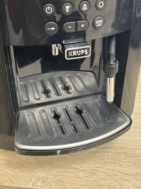 Кавомашина KRUPS Arabica EA817010 - Б/В - Фото №2