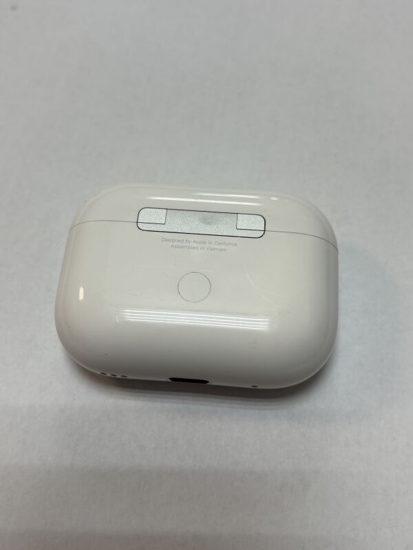 Навушники TWS Apple AirPods Pro 2nd generation with MagSafe Charging Case USB-C (MTJV3) - Б/В - Фото №4