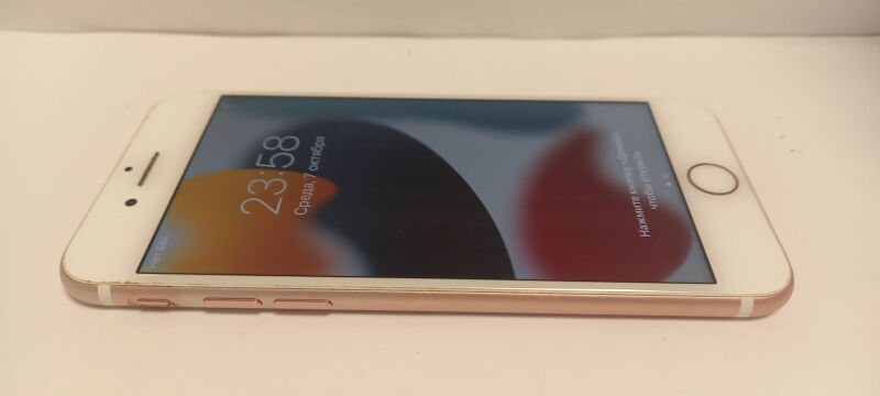 Apple IPhone 7 128Gb - Б/В