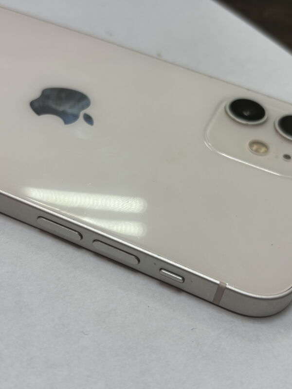 Apple iPhone 12 128GB White - Б/В - Фото №6