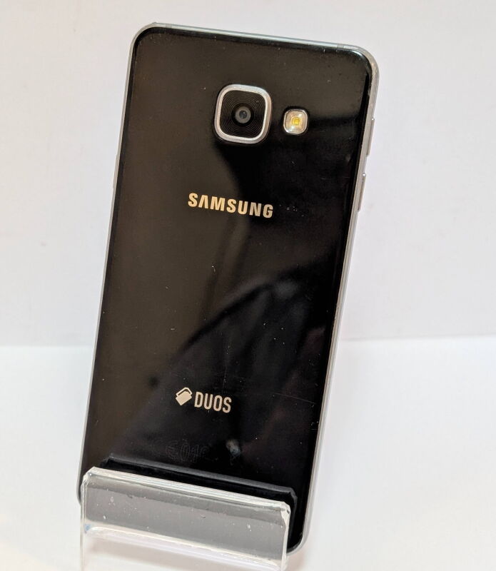Samsung Galaxy A3 SM-A310F 1/16Gb - Б/В