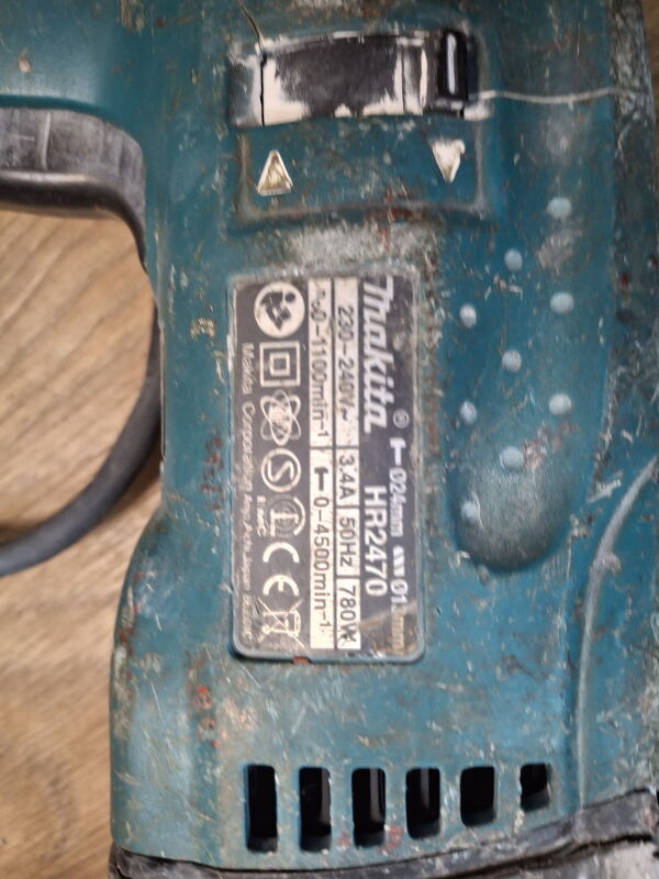 Перфоратор Makita HR2470 - Б/В - Фото №4