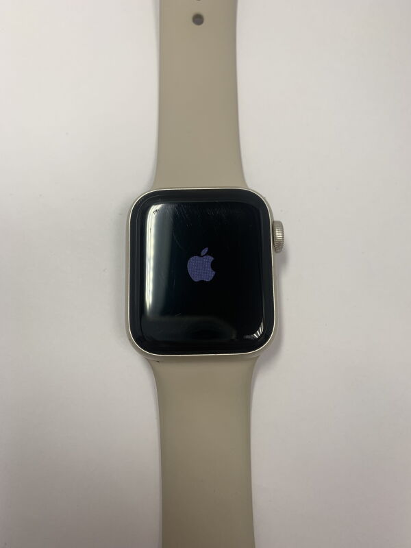Смарт-годинник Apple Watch SE 2 GPS 40mm - Б/В - Фото №1 Смарт-годинник Apple Watch SE 2 GPS 40mm - Б/В