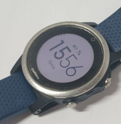 Смарт-годинник Garmin Fenix 5S - Б/В від виробника Garmin