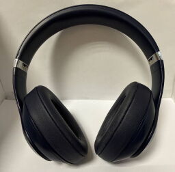Навушники Beats Studio3 Wireless (A1914) - Б/В від виробника Beats