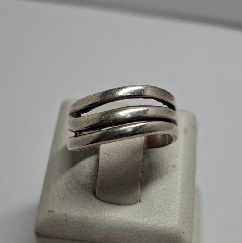 Срібна каблучка (00118274) - Б/В