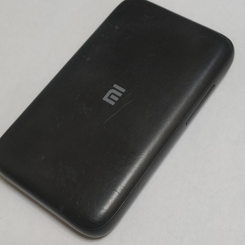 Мобільний 4G-маршрутизатор Xiaomi F490 4G LTE