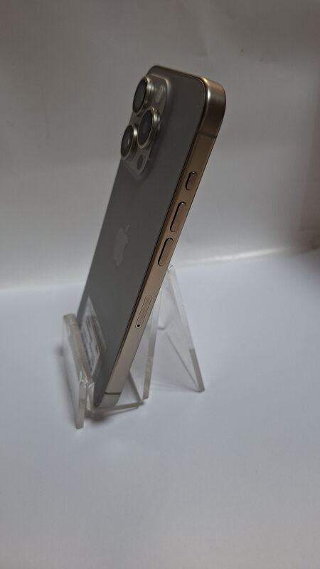 Apple iPhone 15 Pro 128GB - Б/В - Фото №4