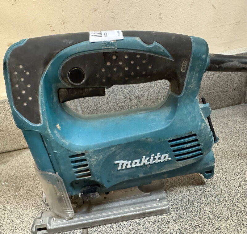 Елекролобзик Makita 4329 - Б/В
