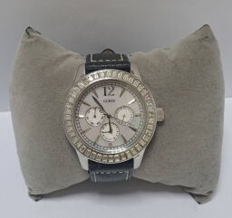 Годинник наручний Guess W14033L1 - Б/В від виробника Guess
