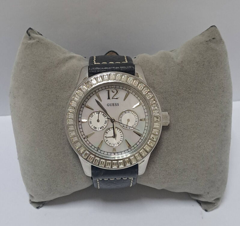 Годинник наручний Guess W14033L1 - Б/В