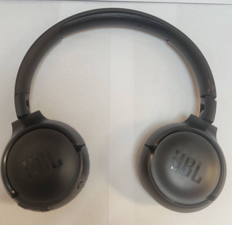 Навушники JBL TUNE 510 BT Black (JBLT510BTBLKEU) - Б/В