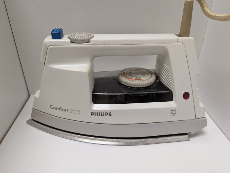 Праска Philips Philips Comfort 200 (HD1462) - Б/В
